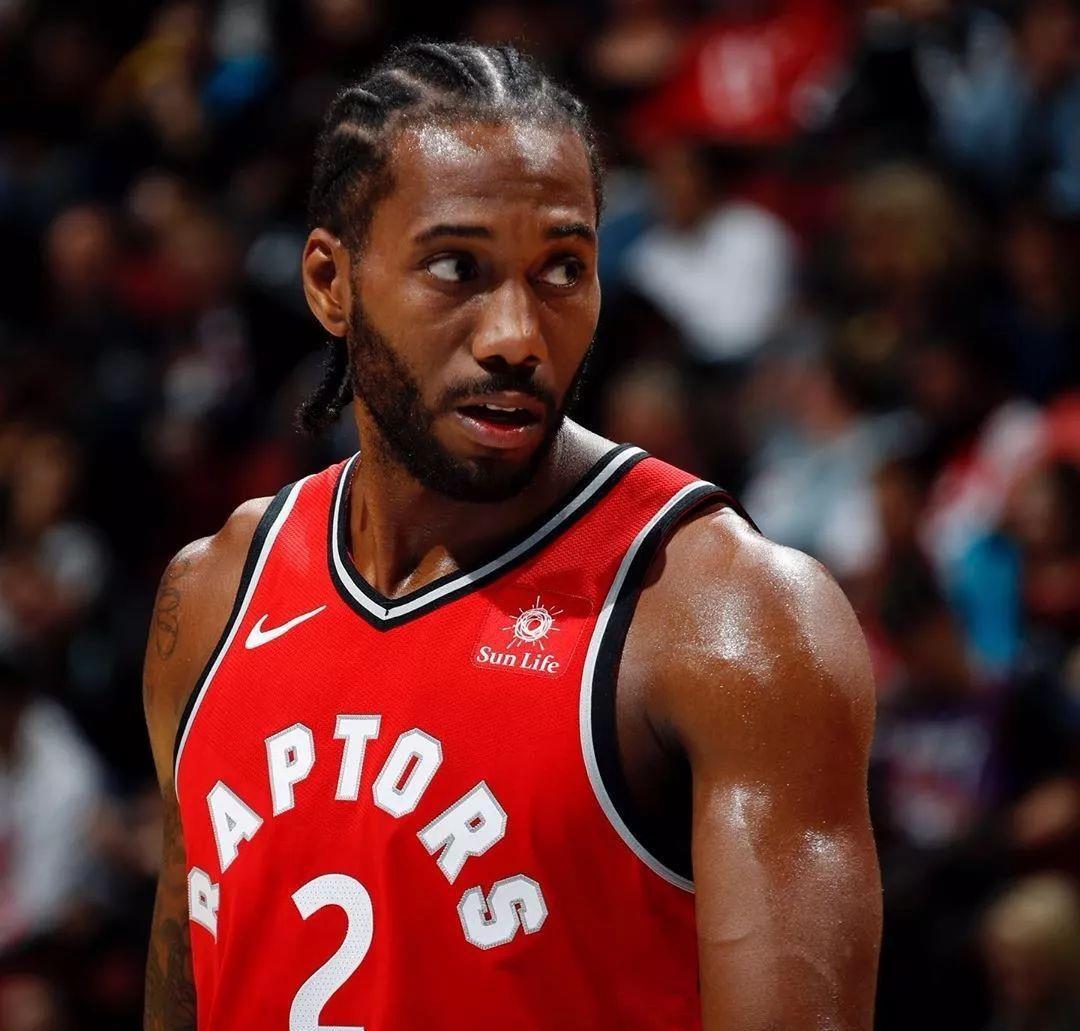 滚起经济雪 滚起经济雪